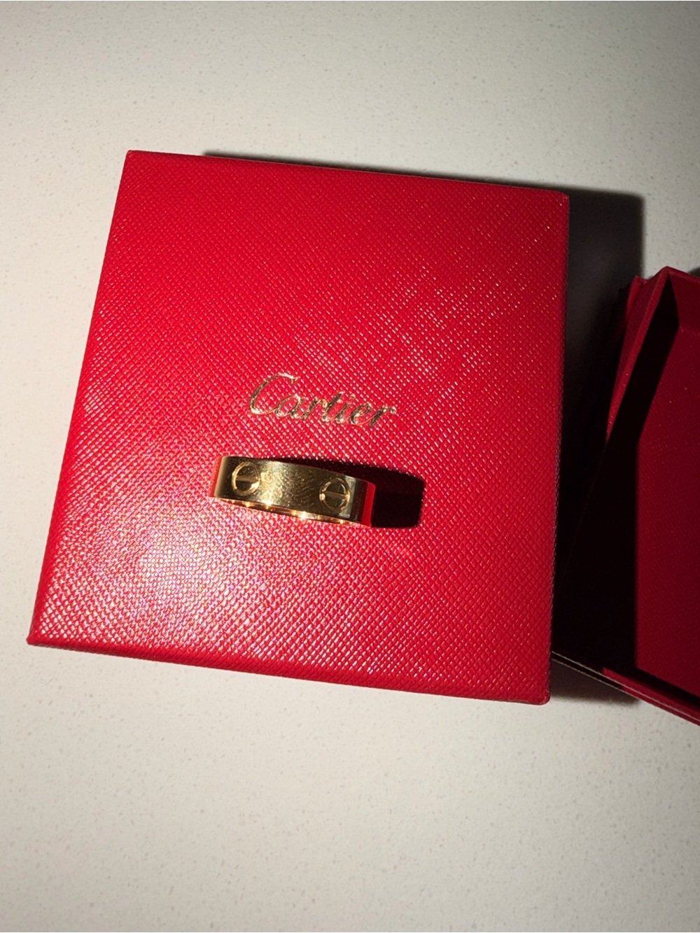 Love ring/ Cartier box